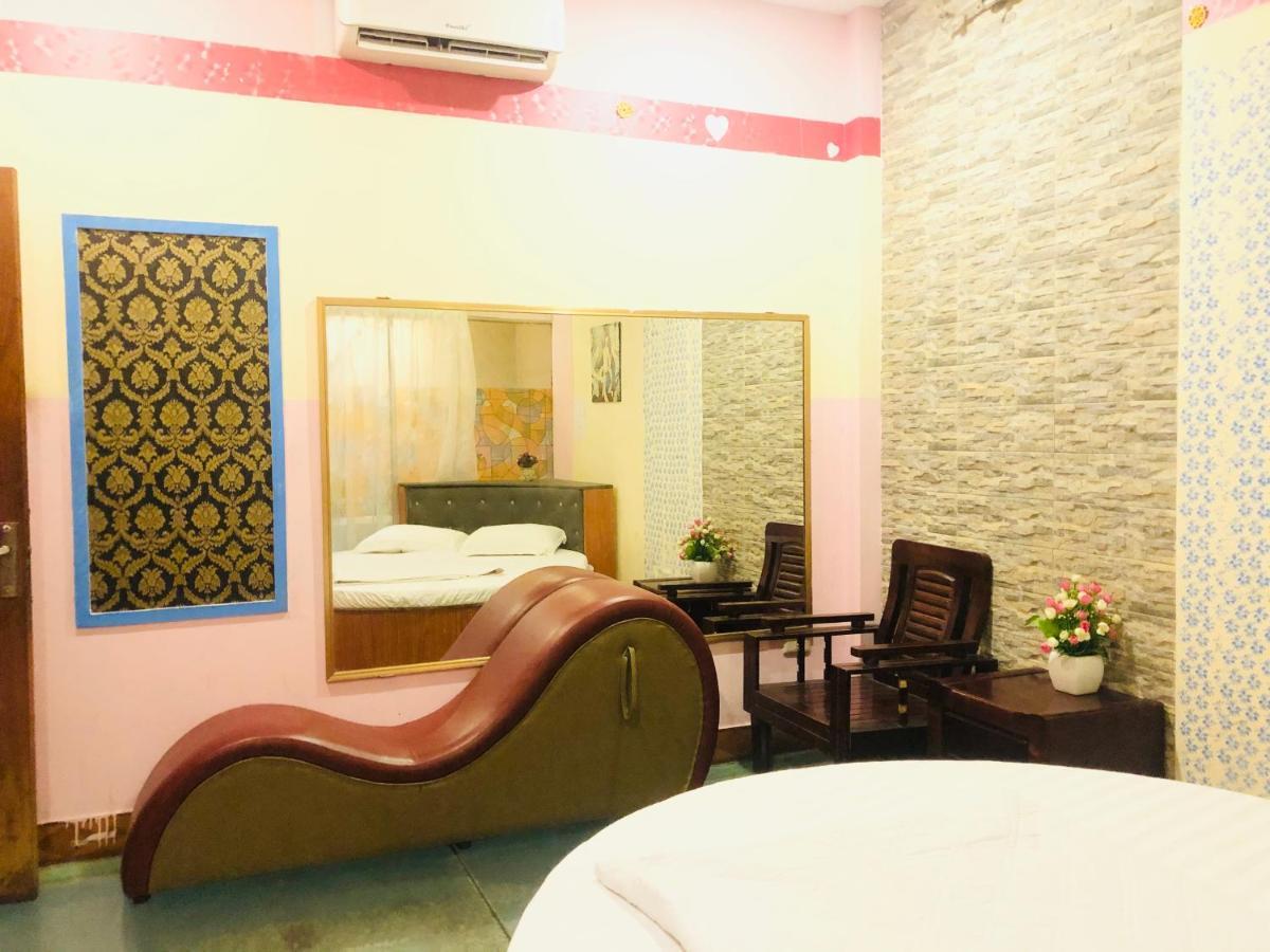 Oyo 1119 Sac Mau Motel Hanoi Eksteriør bilde